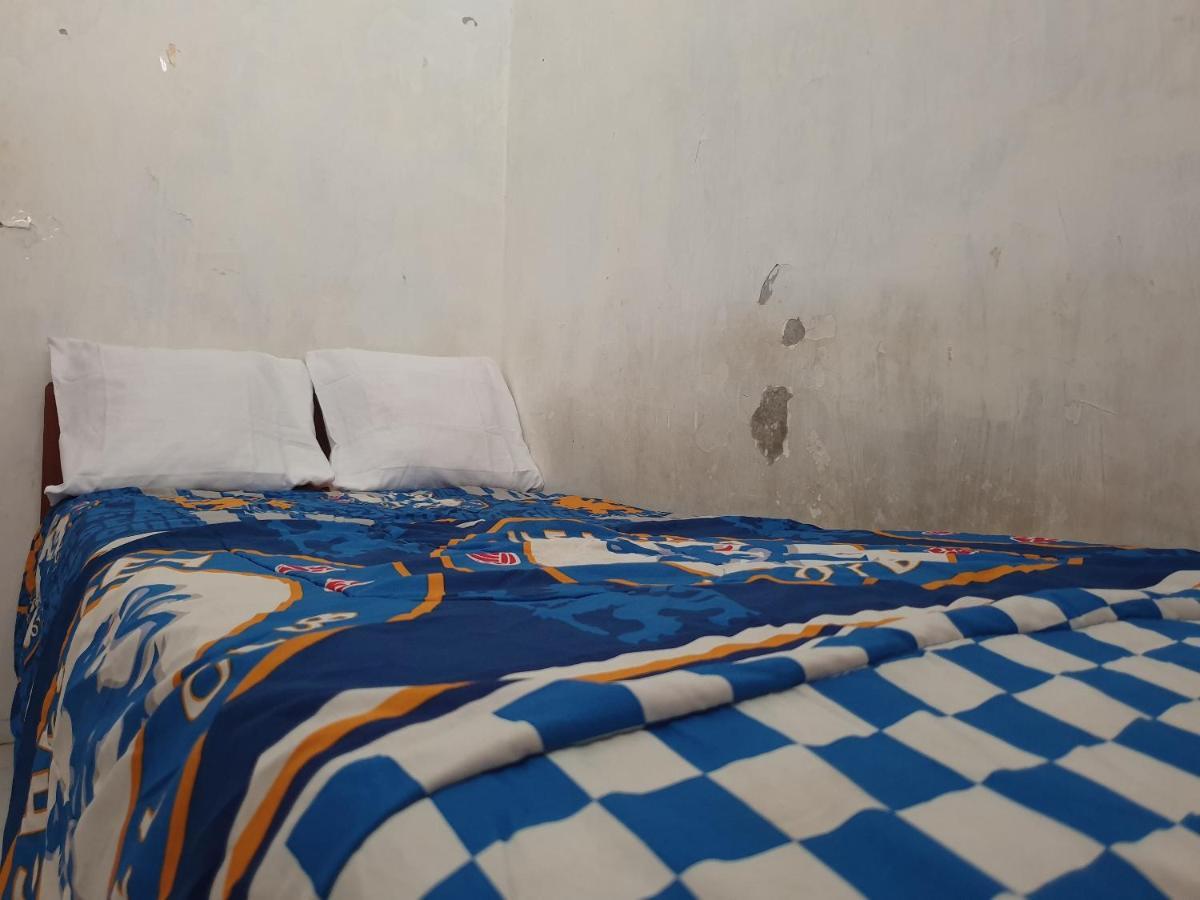 Oyo Life 92620 Syfa Kost Hotel Malang