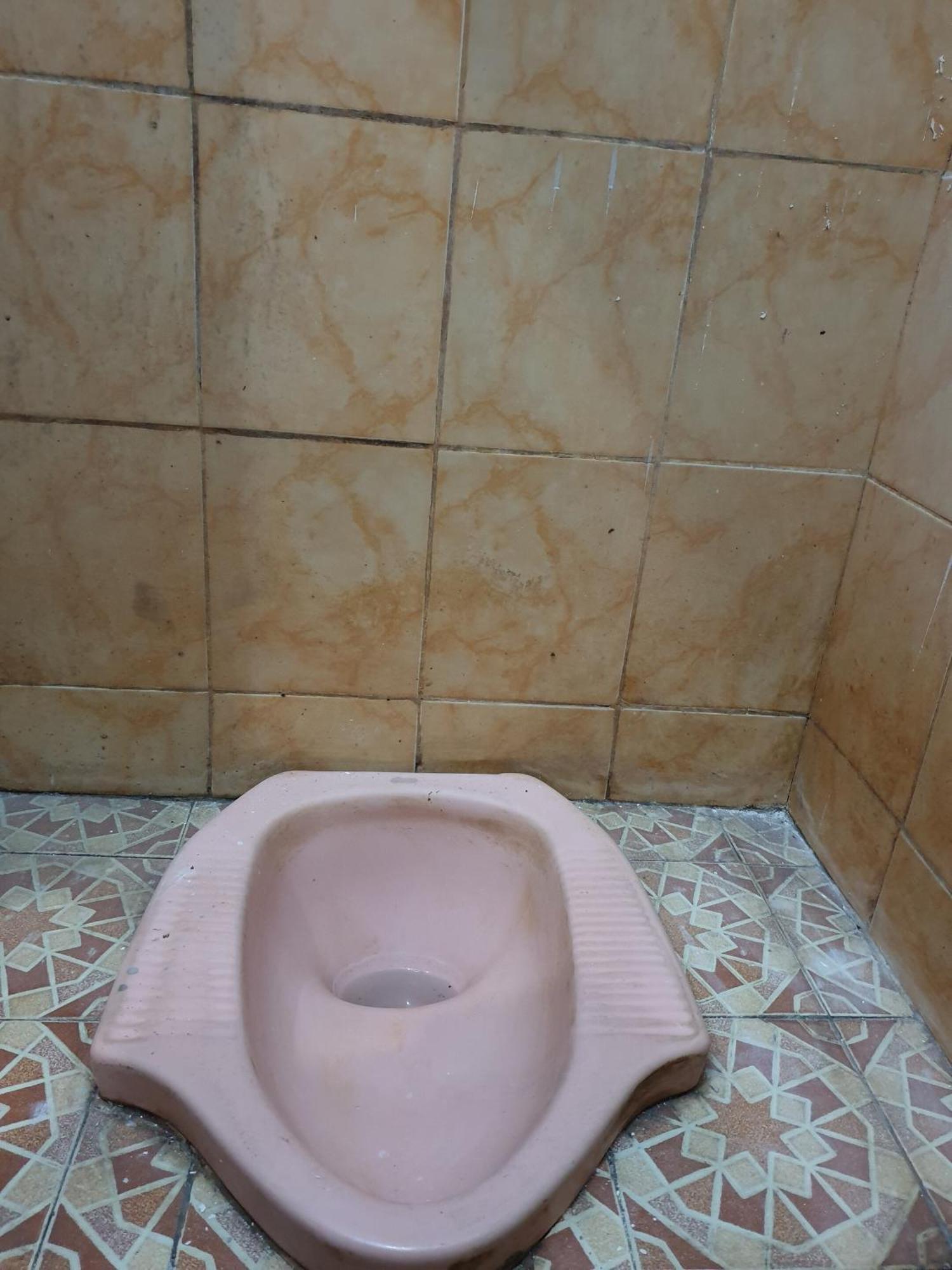 Oyo Life 92620 Syfa Kost Hotel Malang